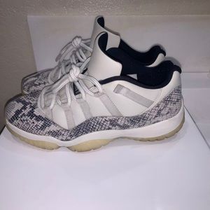 Jordan 11’s light bone snakeskins